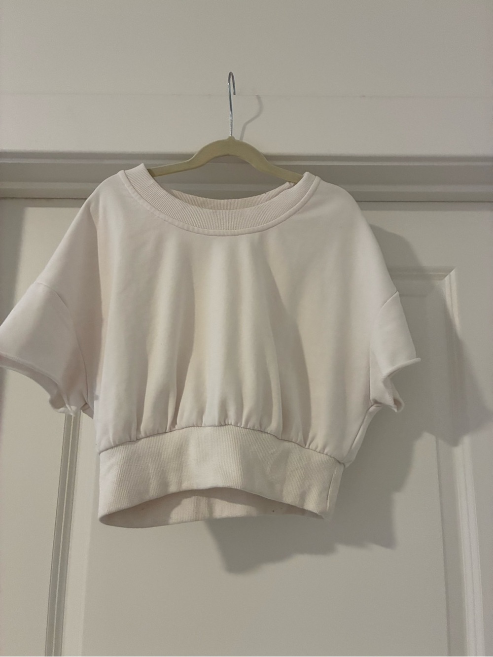 Lovers + Friends Soft Cream Cropped Short Sleeve Top